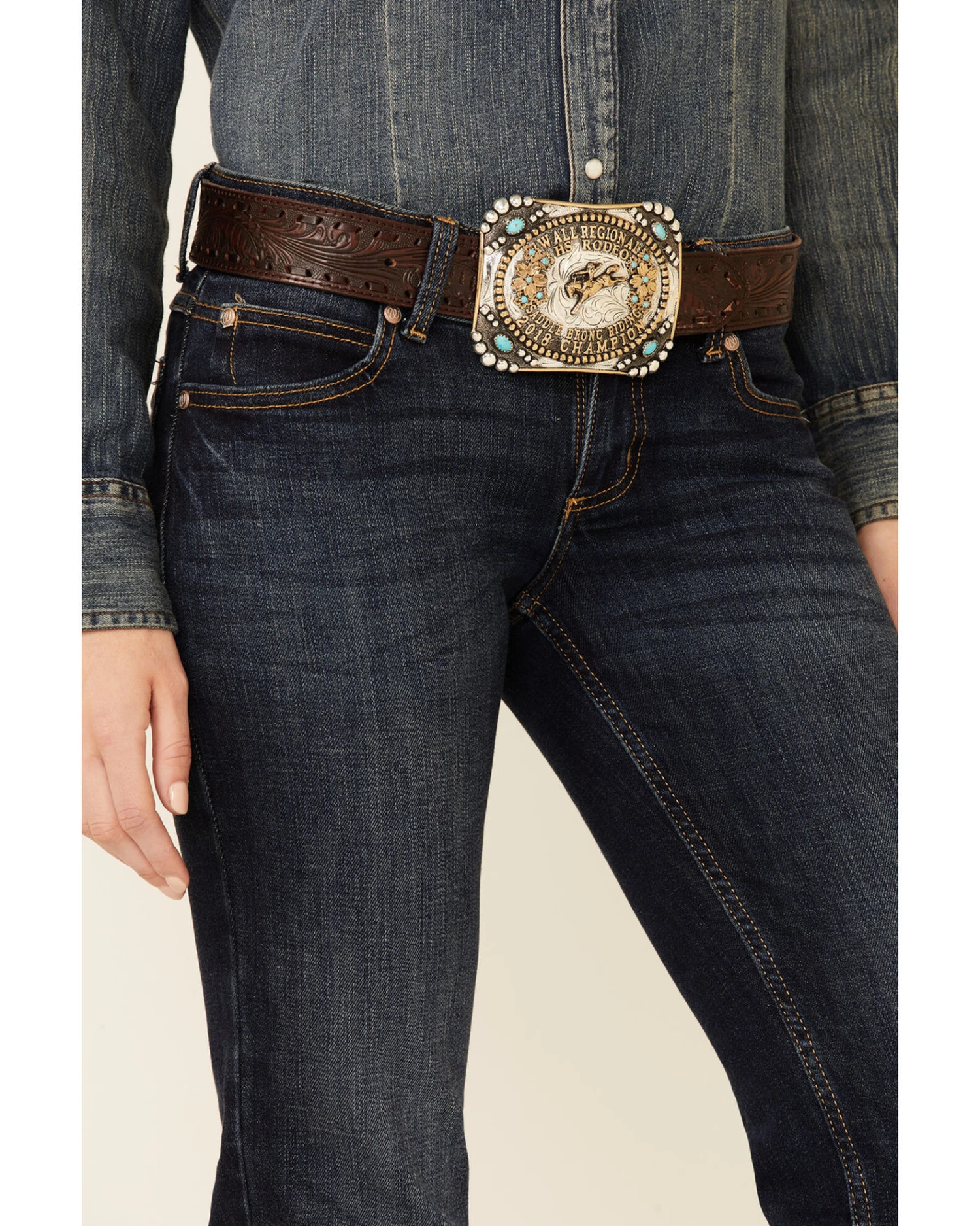 Wrangler Retro Women's Dark Wash Sadie Jeans 5 Wrangler Retro Women's Dark Wash Sadie Jeans - Image 3