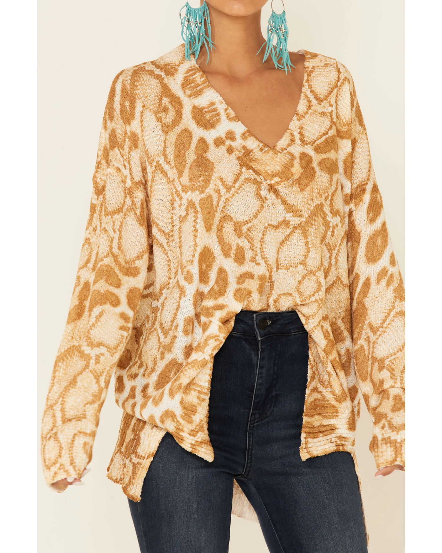 Show Me Your Mumu Women's Sand Cliffside Cheetah Print Pullover Sweater 3 Show Me Your Mumu Women's Sand Cliffside Cheetah Print Pullover Sweater